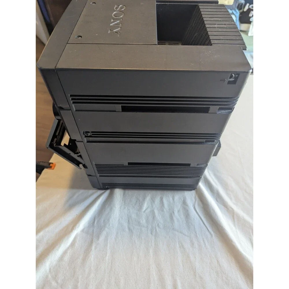 Sony FH-B50CD Compact Shelf Stereo Without Speaks (Read The Description!)